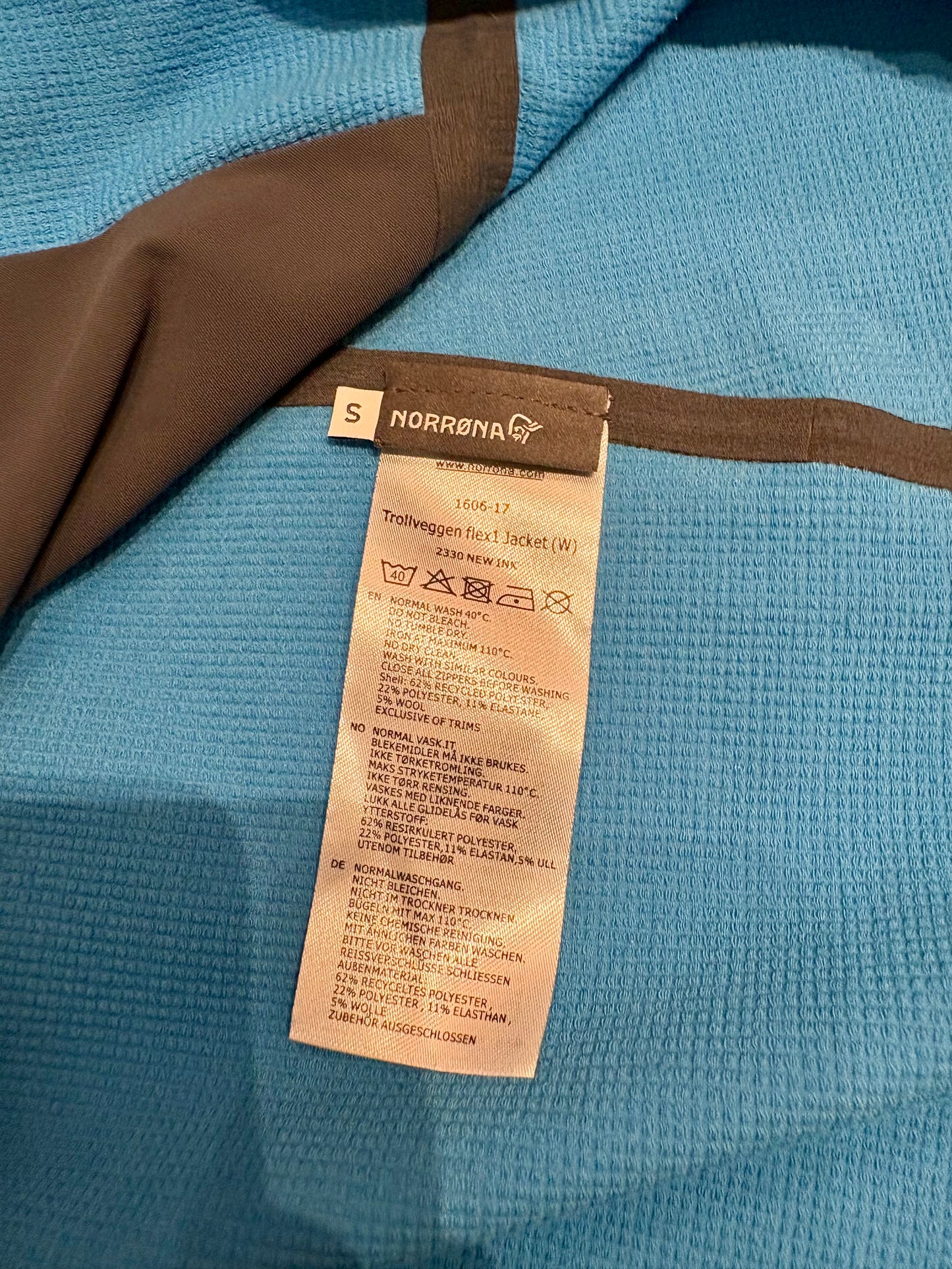 Trollveggen Flex1 Jacket (W) - S - New Ink