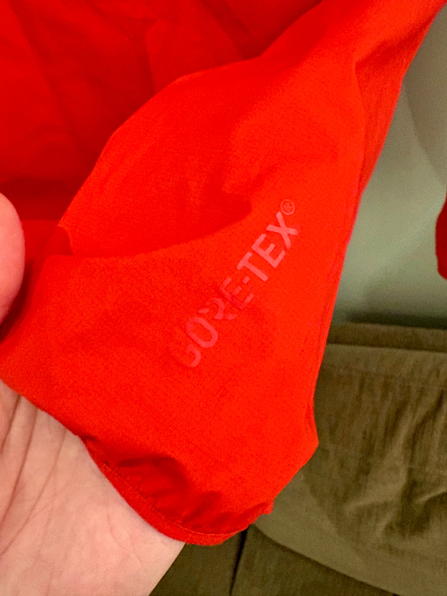 Bitihorn Gore-Tex Active 2.0 Jacket (W) - S - Tasty Red